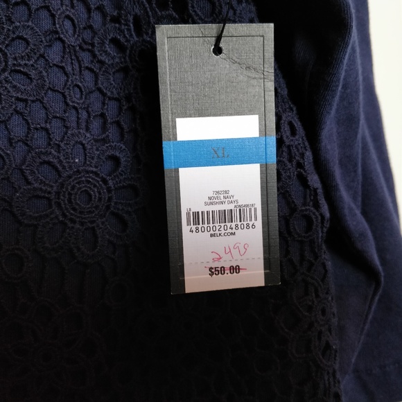 Crown & Ivy NWT navy tee with crochet - Picture 3 of 7